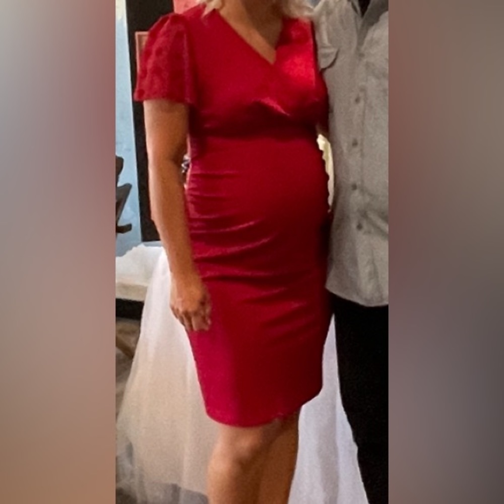 Wore once super cute red dress